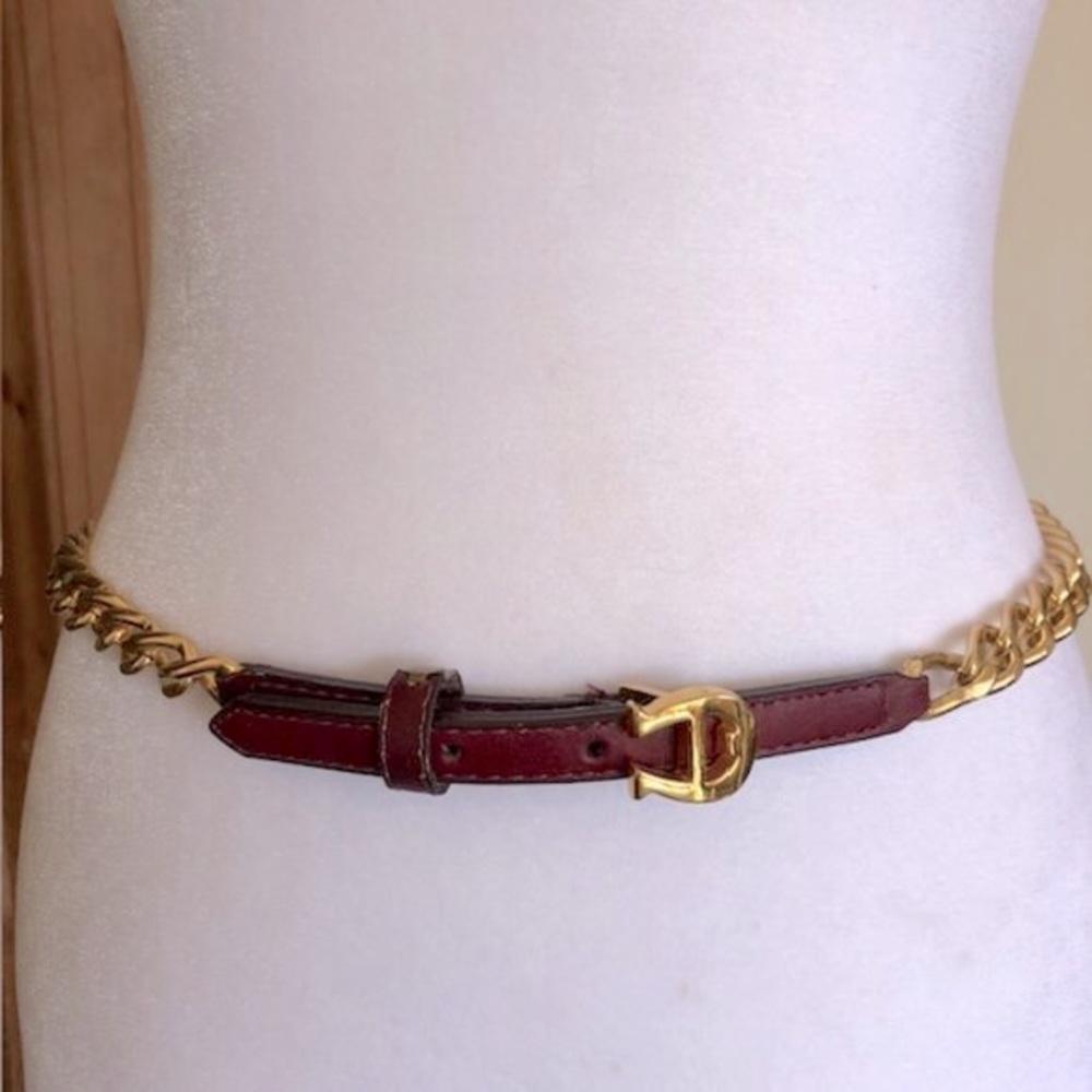 Vintage Etienne Aigner Leather & Gold Chain Belt (M)
